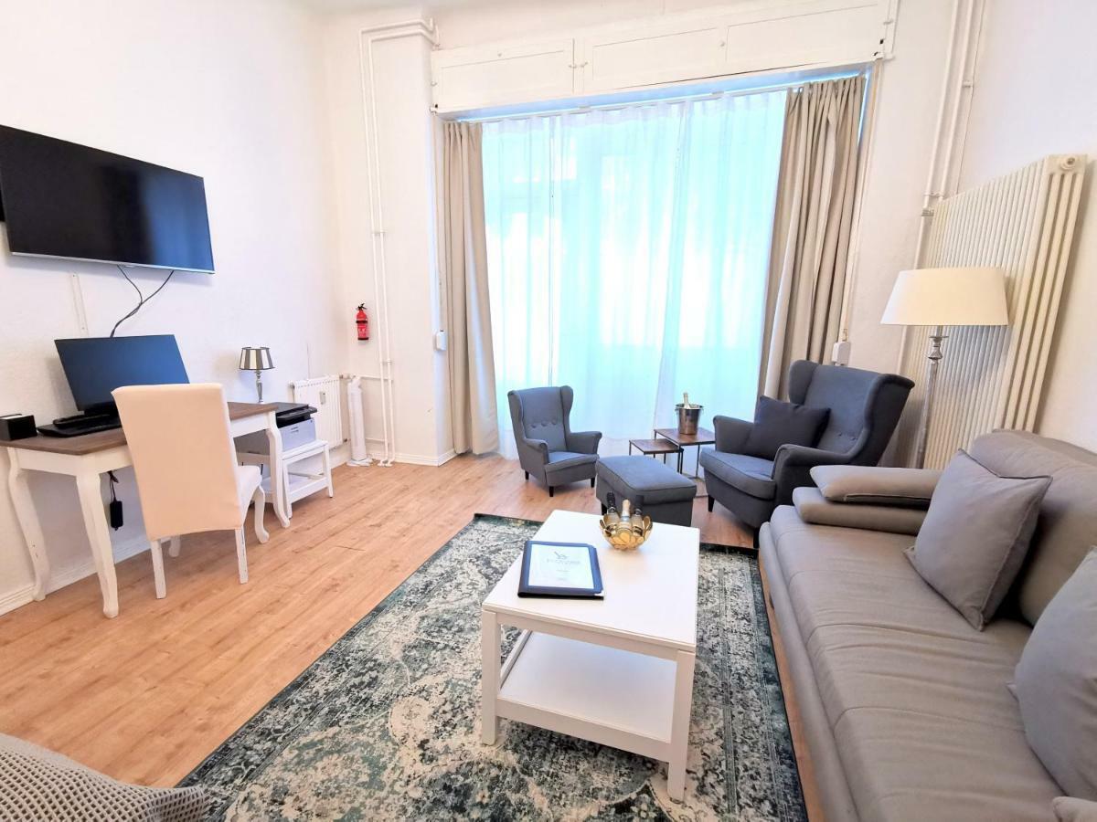 Kvh By Rockchair Apartments L Superhost Status L Boxspringbett Am Schloss Charlottenburg Welcomes You! برلين المظهر الخارجي الصورة