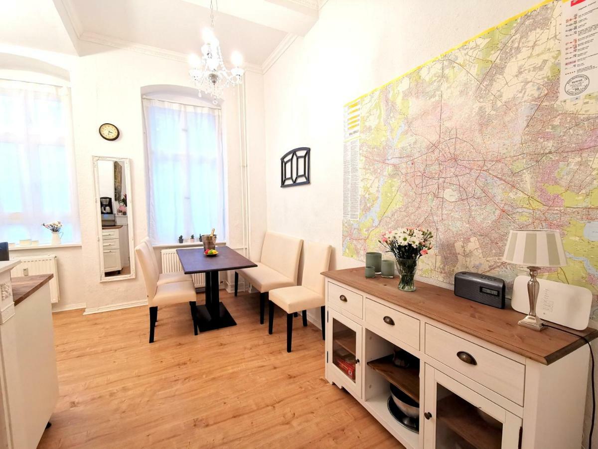Kvh By Rockchair Apartments L Superhost Status L Boxspringbett Am Schloss Charlottenburg Welcomes You! برلين المظهر الخارجي الصورة